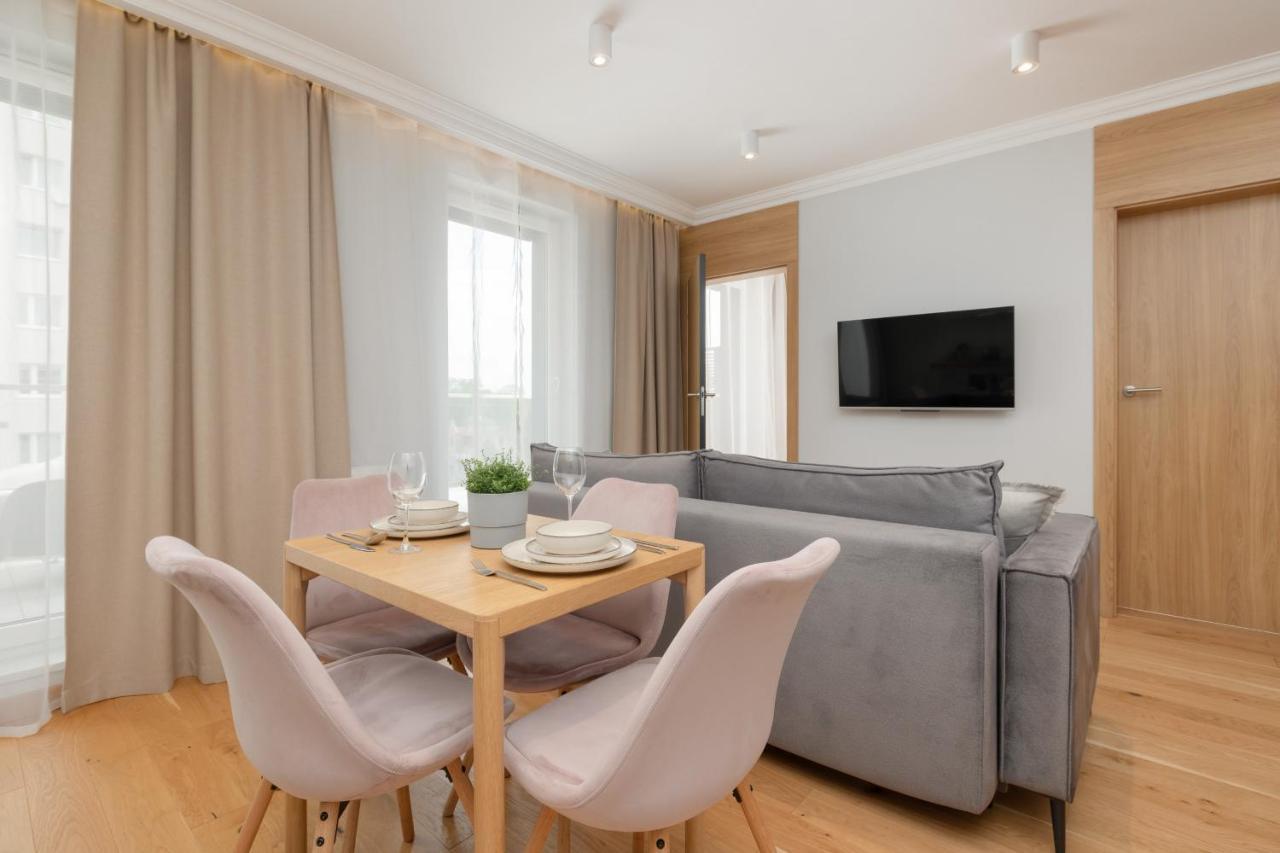 Apartament Z Tarasem W Centrum Swinoujscia By Noclegi Renters Swinoujscie Bagian luar foto