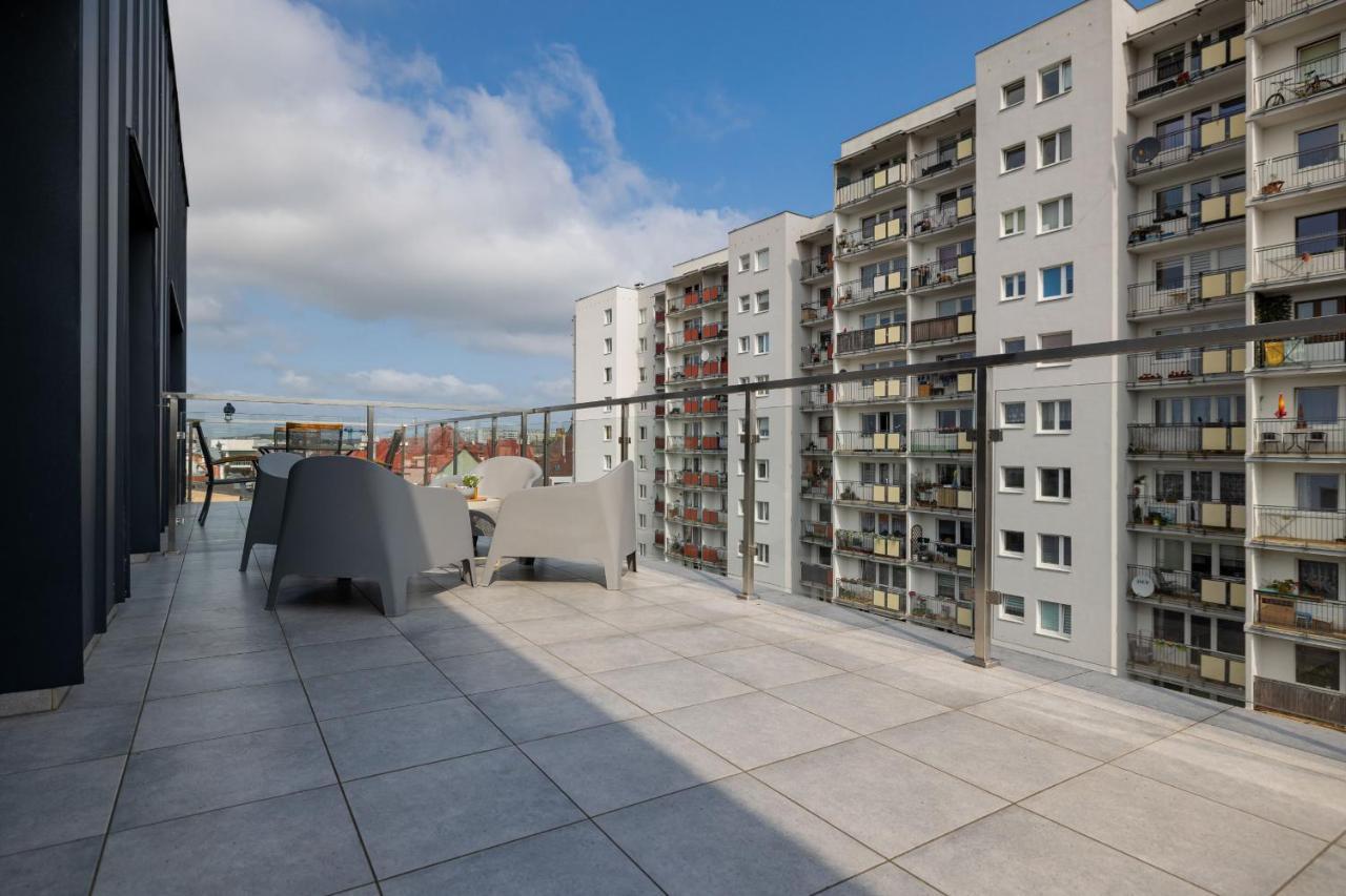 Apartament Z Tarasem W Centrum Swinoujscia By Noclegi Renters Swinoujscie Bagian luar foto